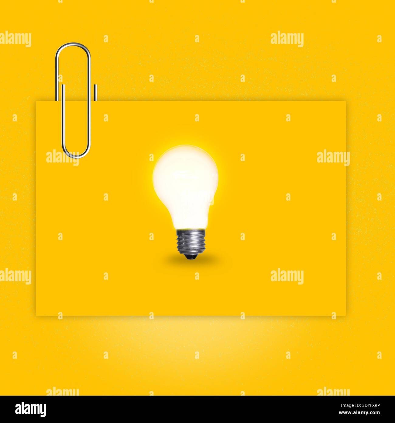 Kreatives Glühlampendenken Stockfoto
