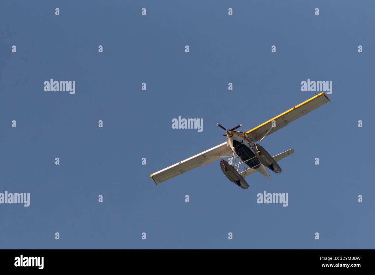 Seaplane Banking Overhead In Key West, Florida Stockfoto