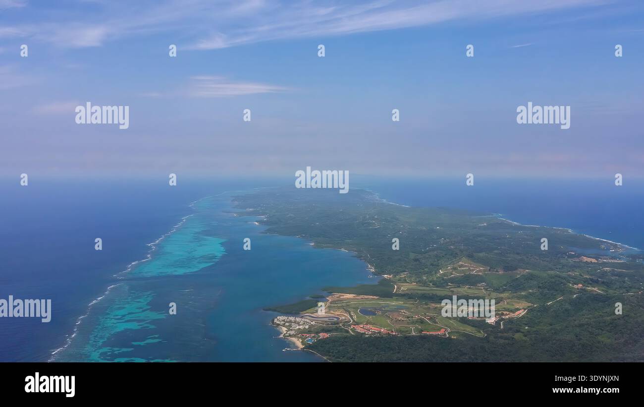 Luftaufnahme der Insel Roatan, Honduras Stockfoto