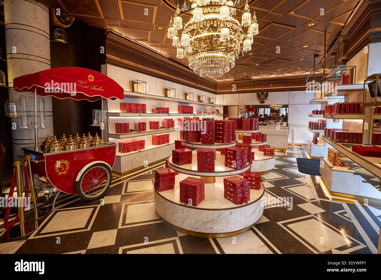 Im Inneren des berühmten Hotels Sacher in Wien, Österreich Stockfoto
