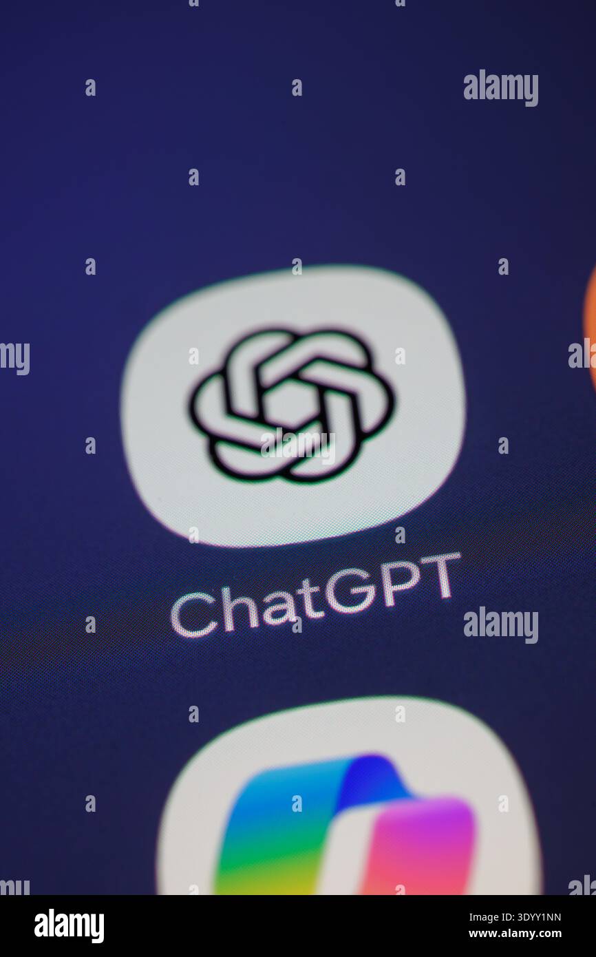 Buenos Aires, Argentinien; 23. Februar 2026: ChatGPT-Symbol auf einem Handy-Bildschirm in vertikaler Komposition. Stockfoto