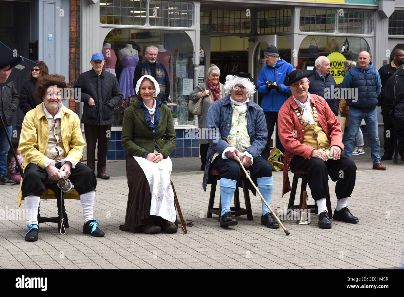 Wellington Charter Day 2026 mittelalterlicher Charme kehrt zum 782. Jahrestag des Markts in die Straßen von Wellington zurück. Die Stadt in Shropshire war es Stockfoto