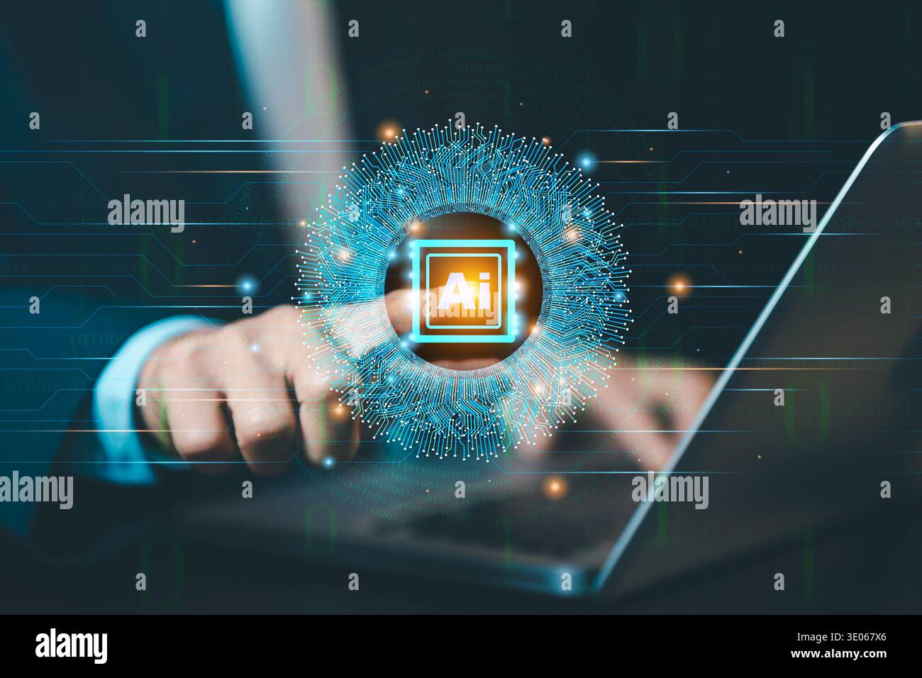 Fortschrittliches KI-Technologiekonzept mit Schaltkreissymbol auf dem virtuellen Bildschirm. Digitale Transformation, maschinelles Lernen und Big Data-Verarbeitung. Stockfoto