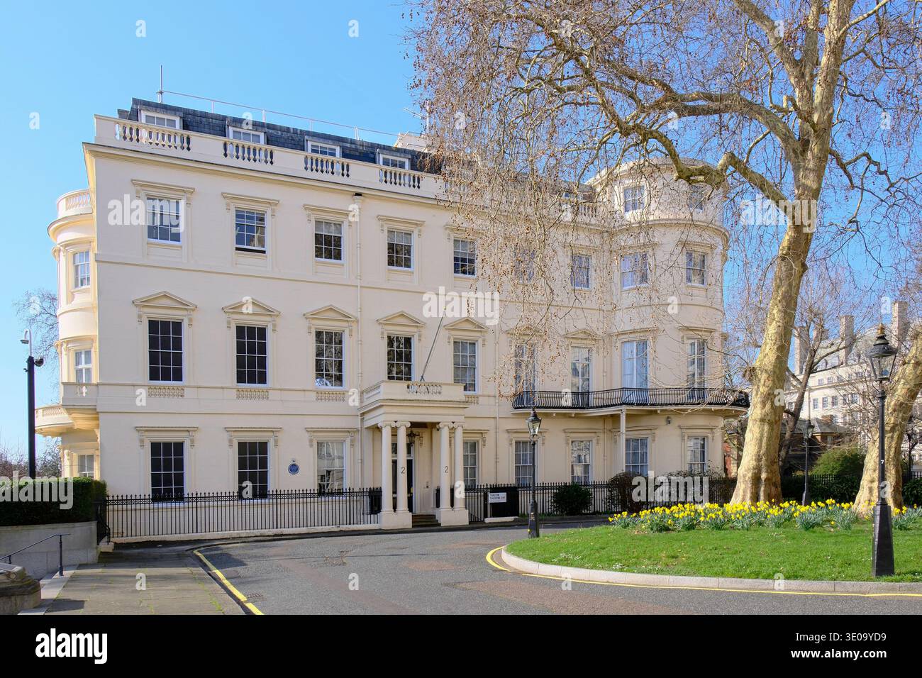 2 Carlton Gardens, St James's, ein fünfstöckiges neoklassizistisches Stadthaus von John Nash um 1828. London SW1. UK Stockfoto