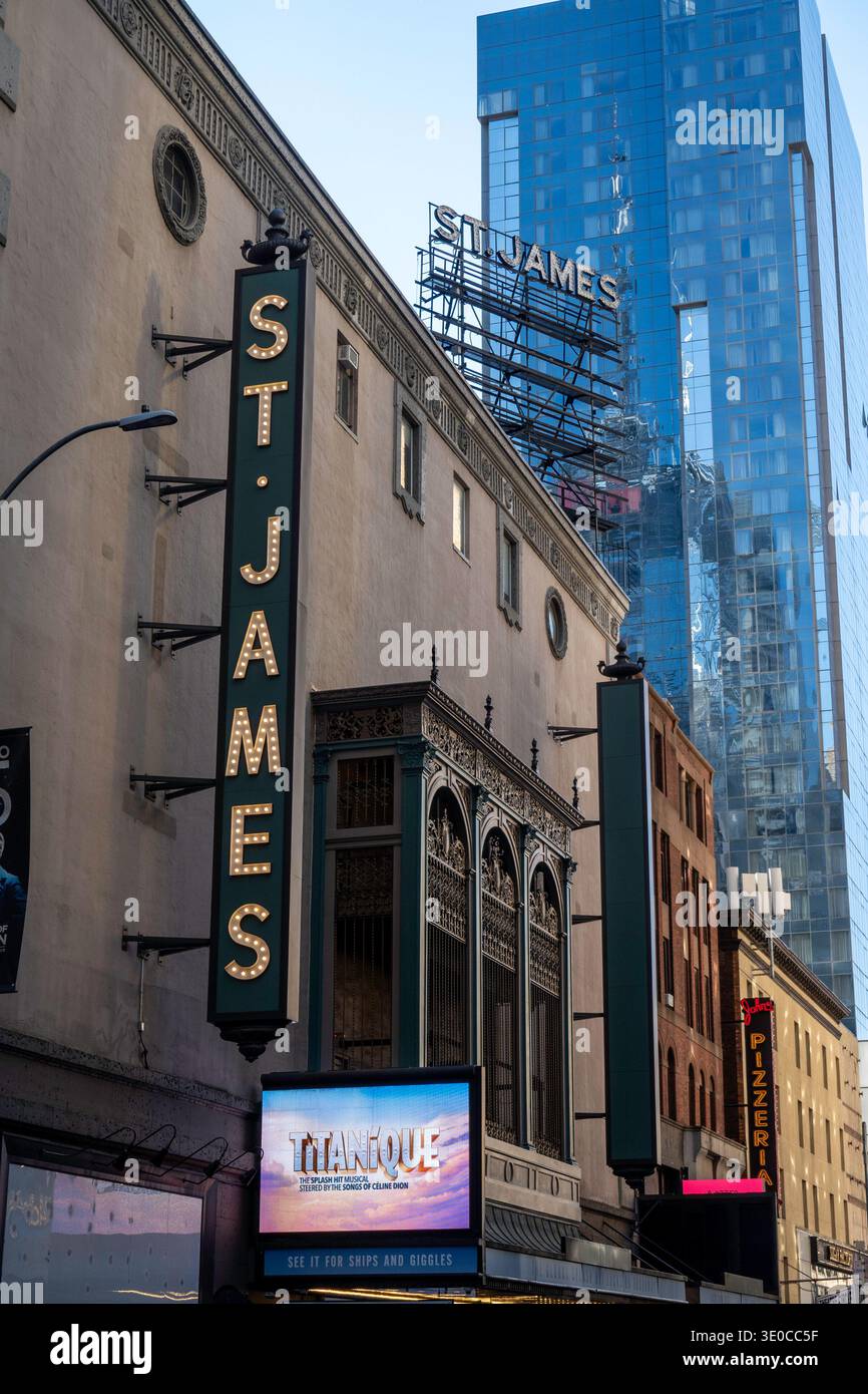 Titanique spielt im St. James Theatre in New York City, 2026, USA Stockfoto