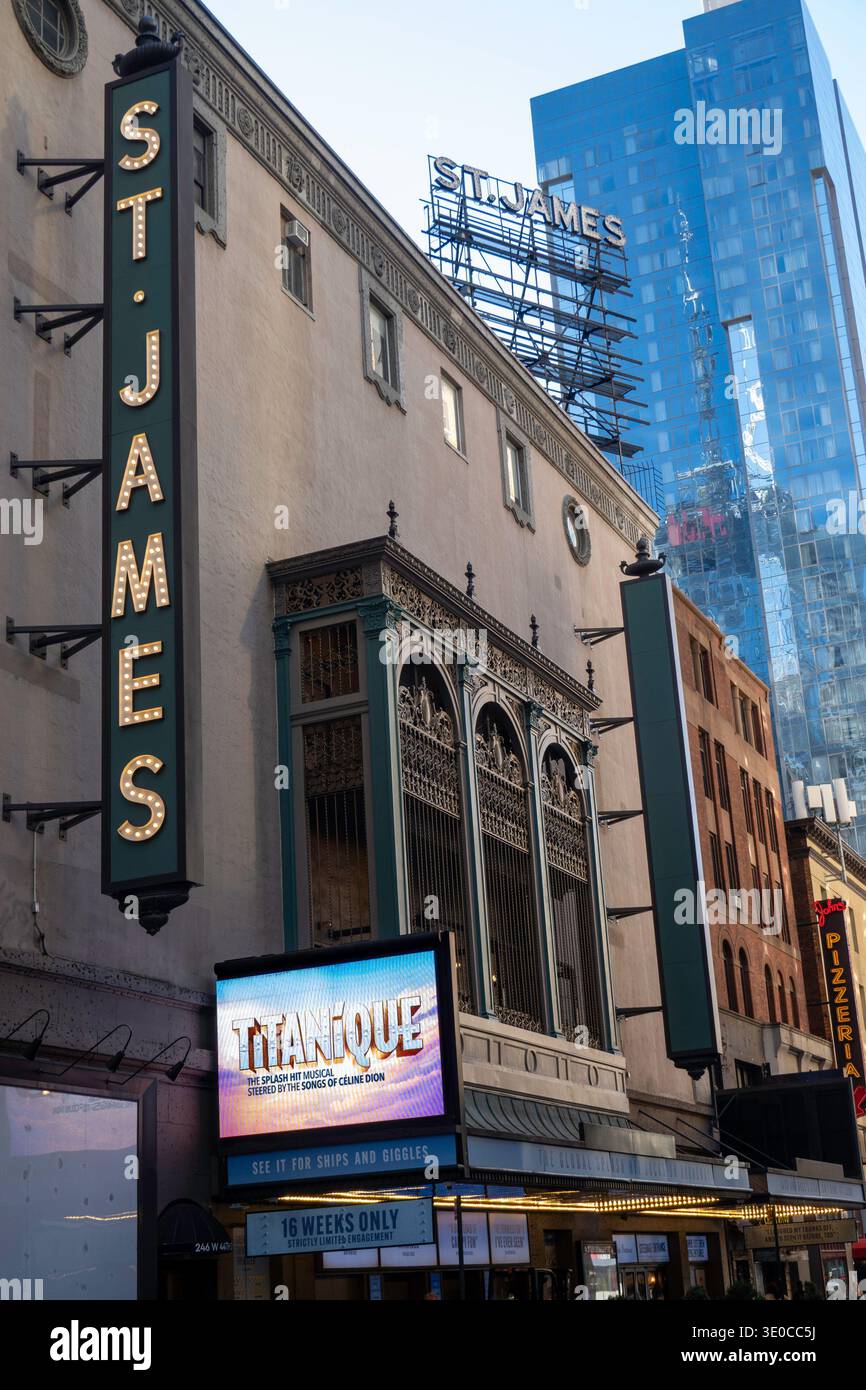 Titanique spielt im St. James Theatre in New York City, 2026, USA Stockfoto