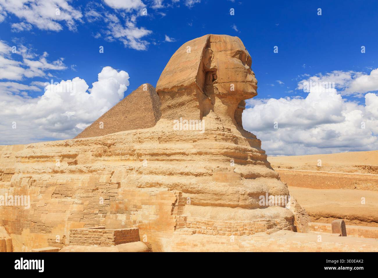 Kairo, Ägypten. Die Sphinx und die Pyramide von hafre. Stockfoto