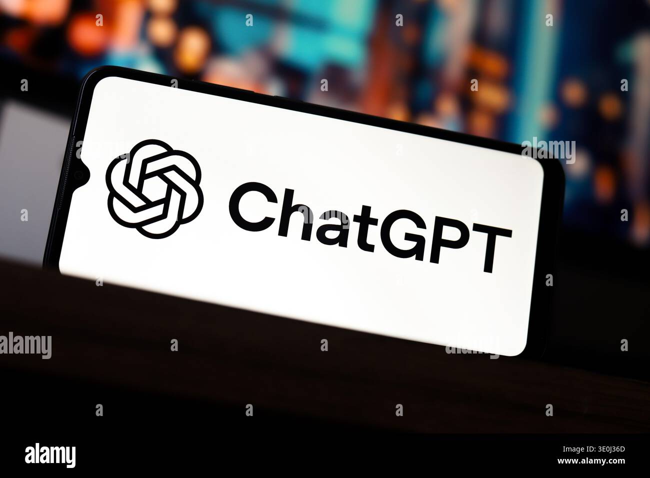Das ChatGPT-Logo wird auf einem Smartphone-Bildschirm in dieser Fotoabbildung am 3. März 2026 in Ontario, Kanada, angezeigt. Stockfoto