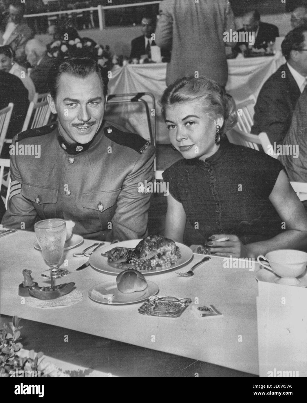 Die Schauspielerin Vera-Ellen, die während der goldenen Ära der Hollywood-Musicals mit Stars wie Fred Astaire und Gene Kelly über die Leinwand tanzte, Stockfoto