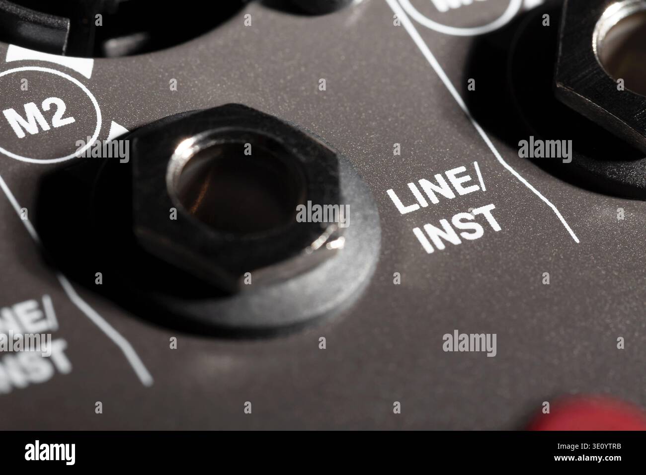 Aufnahme des Mixer Line Instrumenteneingangs Stockfoto