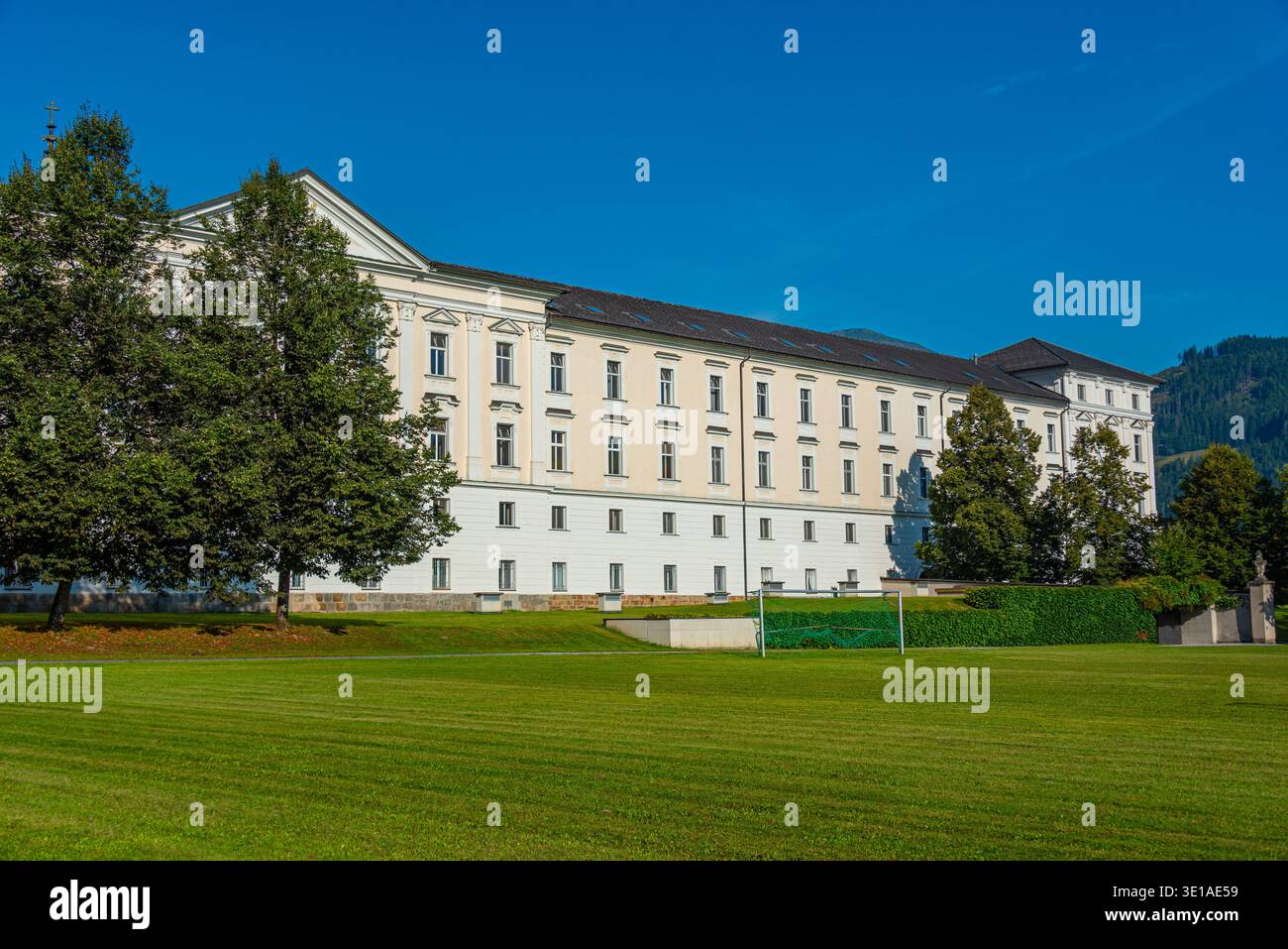 Sommertag in der Abtei Admont in Österreich.BILD Stockfoto