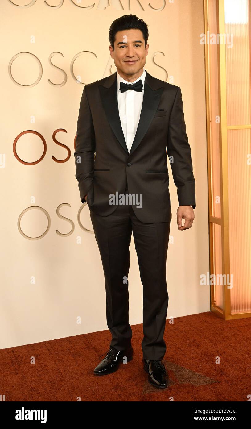 Hollywood, USA. März 2026. Mario Lopez kam am 15. März 2026 zu den 98. Academy Awards im Dolby Theatre in Hollywood, CA. © Valerie Goodloe/AFF-USA.com Credit: AFF/Alamy Live News Stockfoto