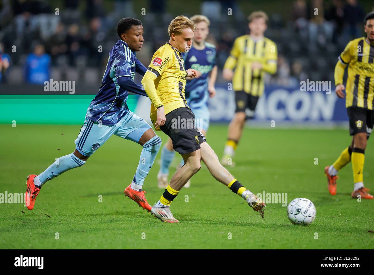 Lars de blok -Fotos und -Bildmaterial in hoher Auflösung – Alamy
