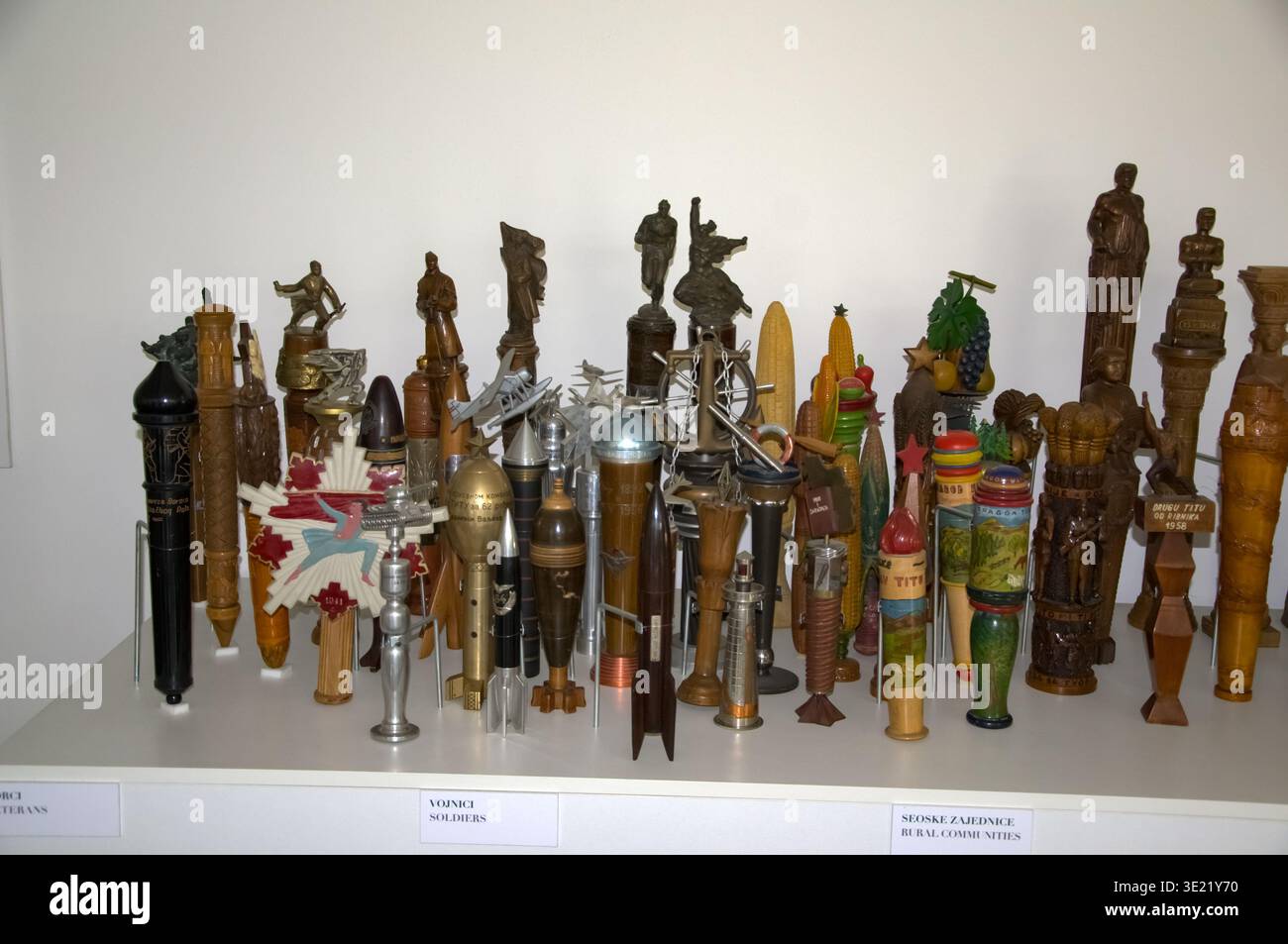 Sammlung von Stafeta Mladosti (Jugendtagesrelais) im Museum von Jugoslawien, Belgrad Stockfoto