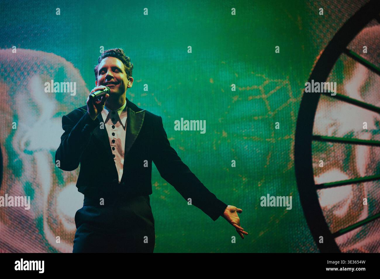 Mika live in der Unipol Arena, Bologna, Italien 2026 Stockfoto