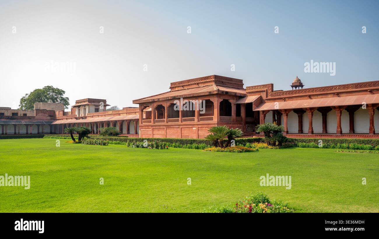 Diwan-i-AAM, Fatehpur Sikri, Uttar Pradesh, indien Fatehupur Sikri ist die verlassene antike Hauptstadt von Kaiser Akbar, etwa 35 km von Agra entfernt. Es W Stockfoto