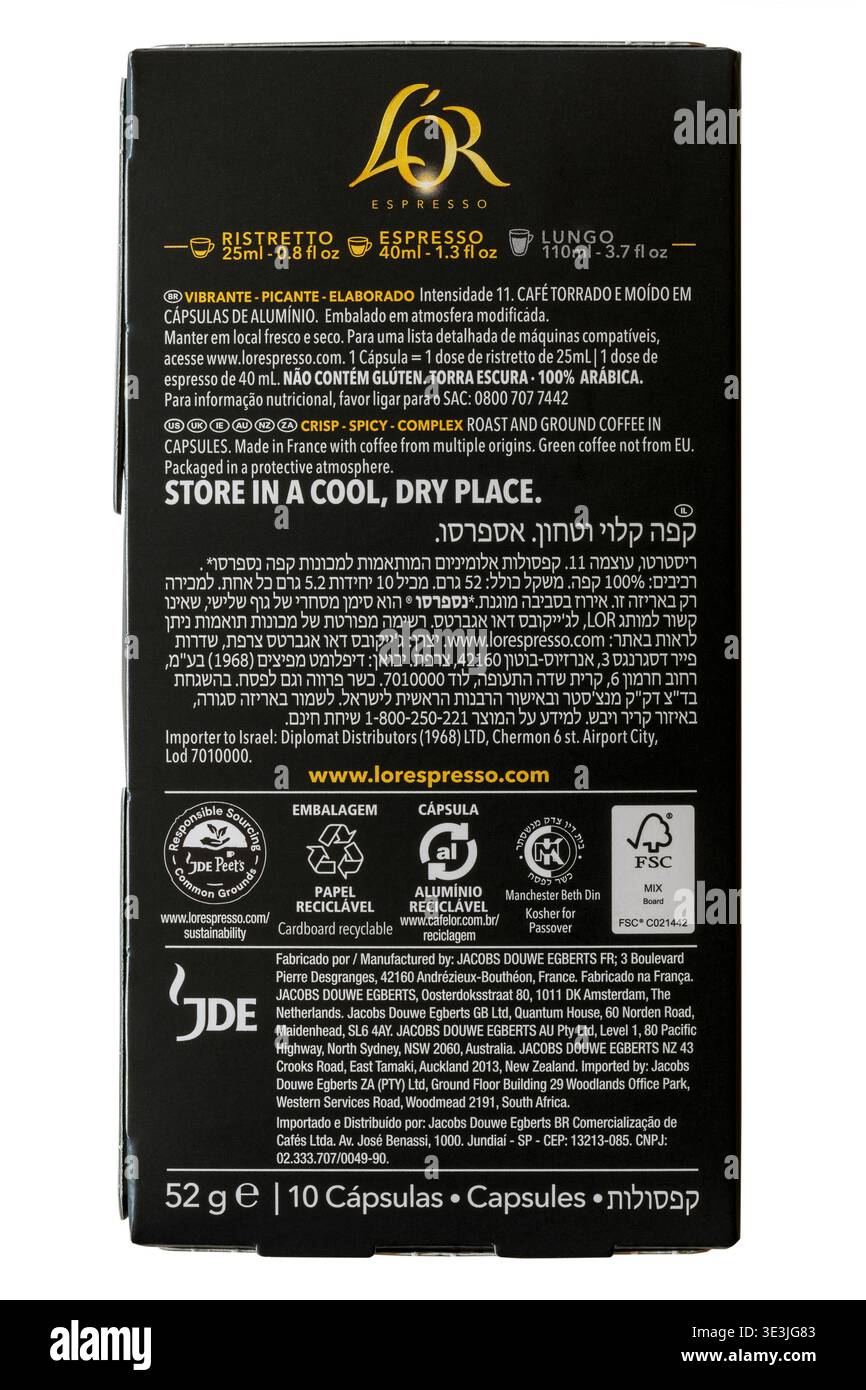 Informationen auf der Rückseite der Schachtel mit L'Or Espresso Ristretto Kaffeekapseln aus Aluminium, isoliert auf weißem Hintergrund Stockfoto