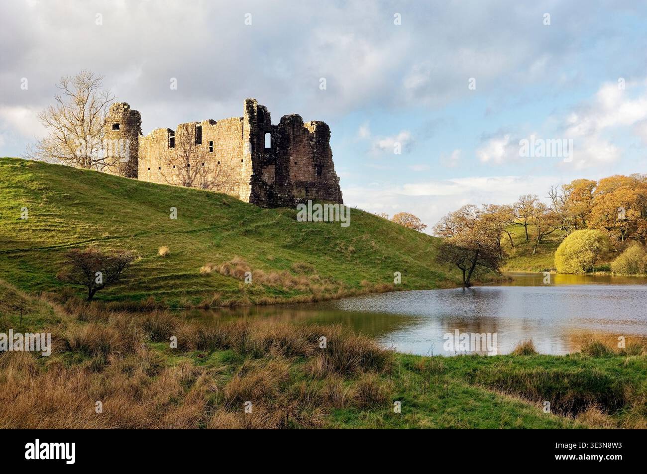 Morton Castle über Thornhill in Nithsdale in Dumfries und Galloway Region Schottlands. Stammt aus dem späten Mittelalter Stockfoto