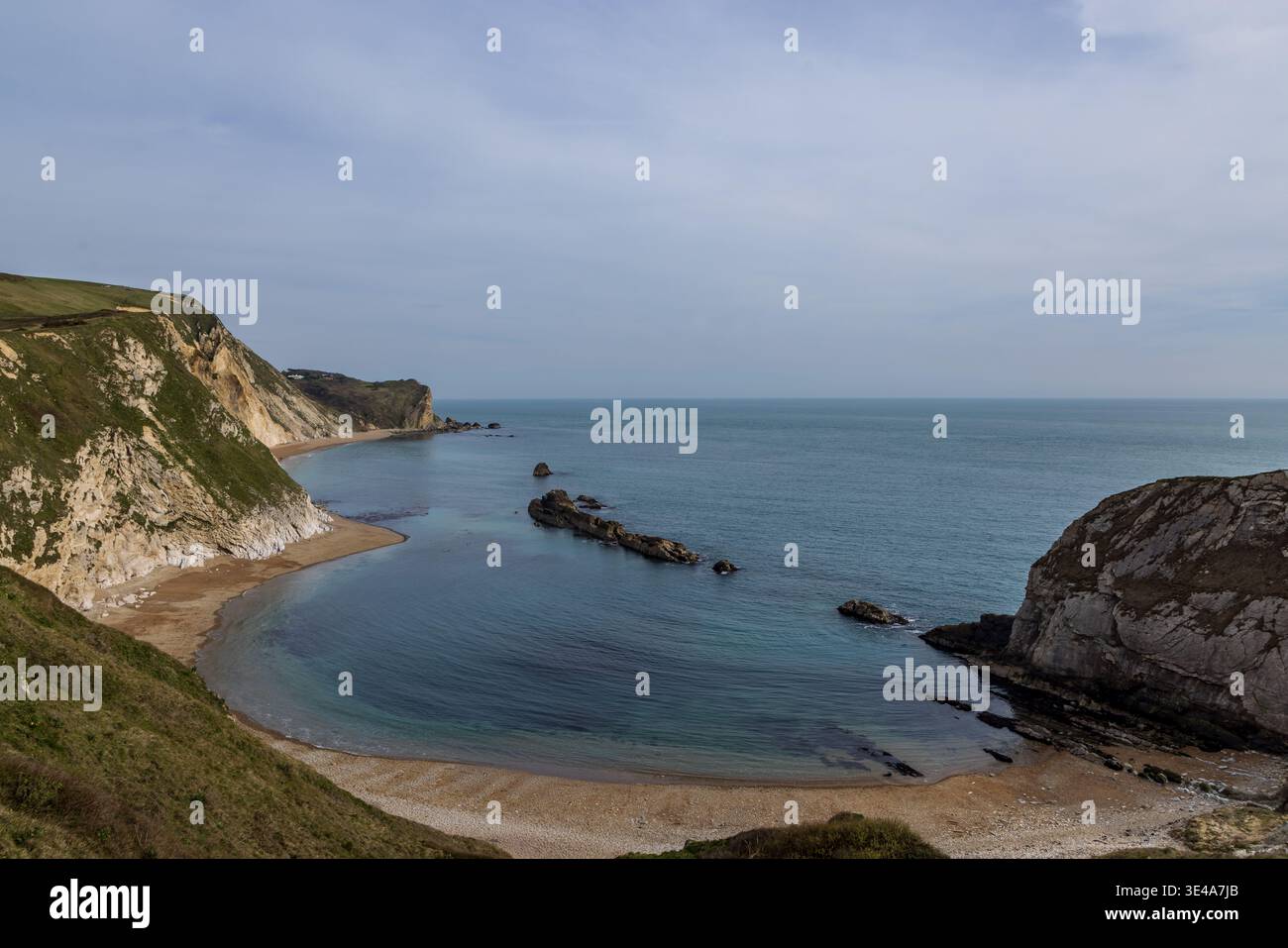 Ein Blick über man o' war Bay vom Küstenpfad in der Nähe von Durdle Door in Dorset Stockfoto