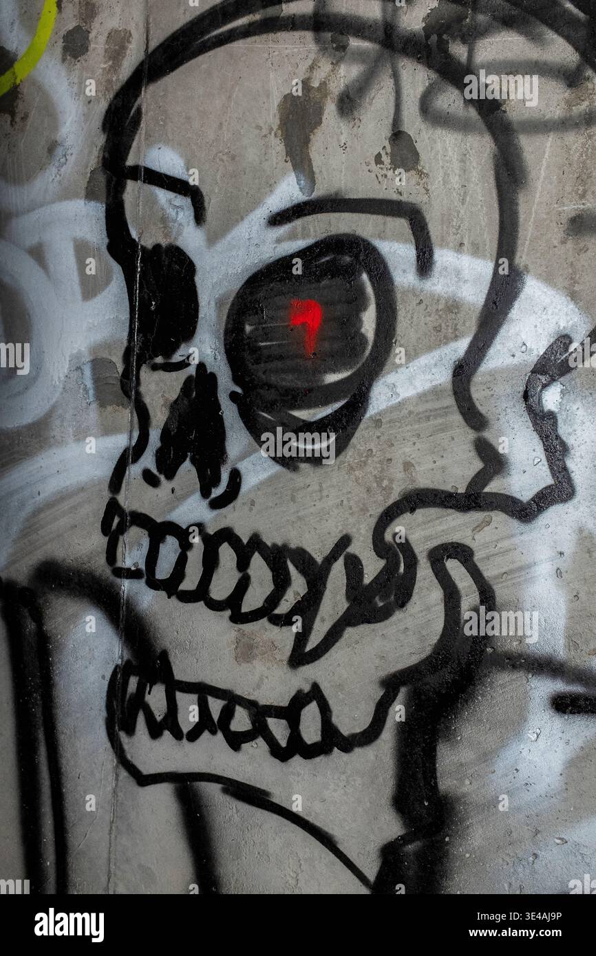 Graffiti im „Hell's Gate Tunnel“ Albuquerque, New Mexico Stockfoto