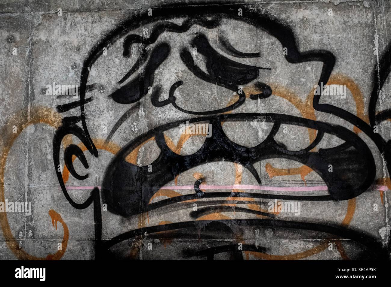 Graffiti im „Hell's Gate Tunnel“ Albuquerque, New Mexico Stockfoto
