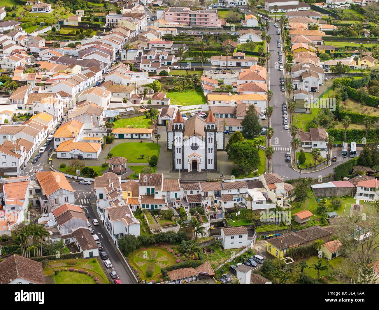 Luftaufnahme der Kirche Nossa Senhora da Alegria in Furnas Stockfoto