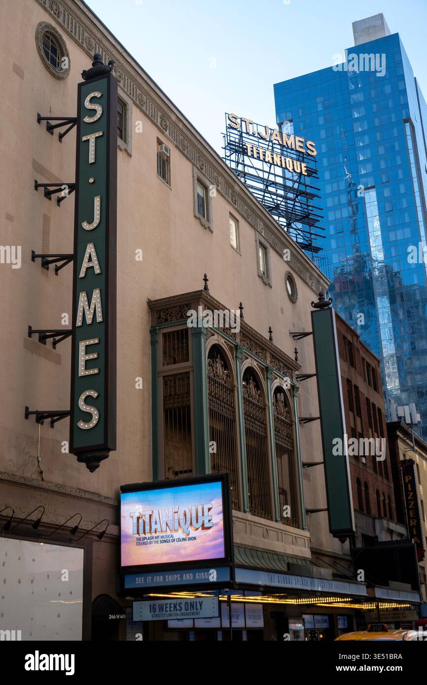 Titanique spielt im St. James Theatre in New York City, 2026, USA Stockfoto