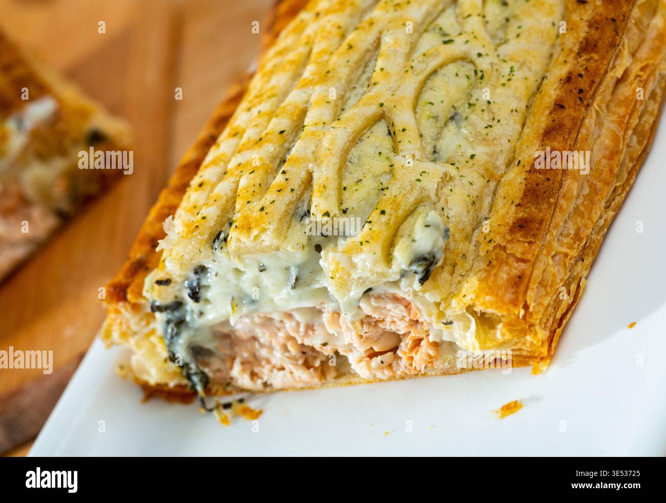 Blätterteig mit Lachs Stockfoto