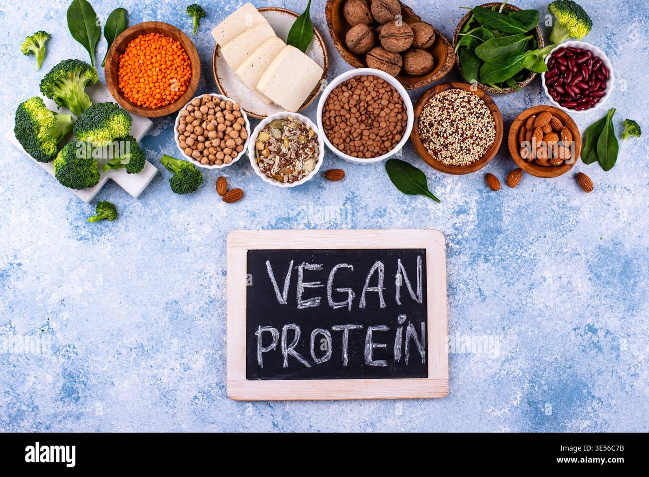 Sortierung pflanzlicher veganer Proteinprodukte Stockfoto