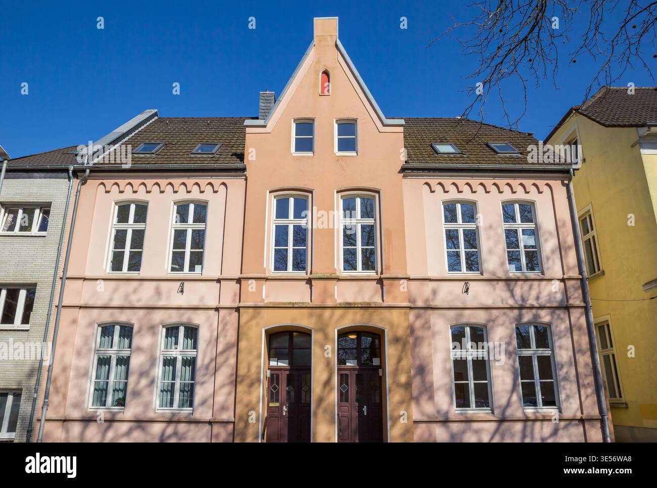 Altes Haus im historischen Zentrum von Moers, Deutschland Stockfoto