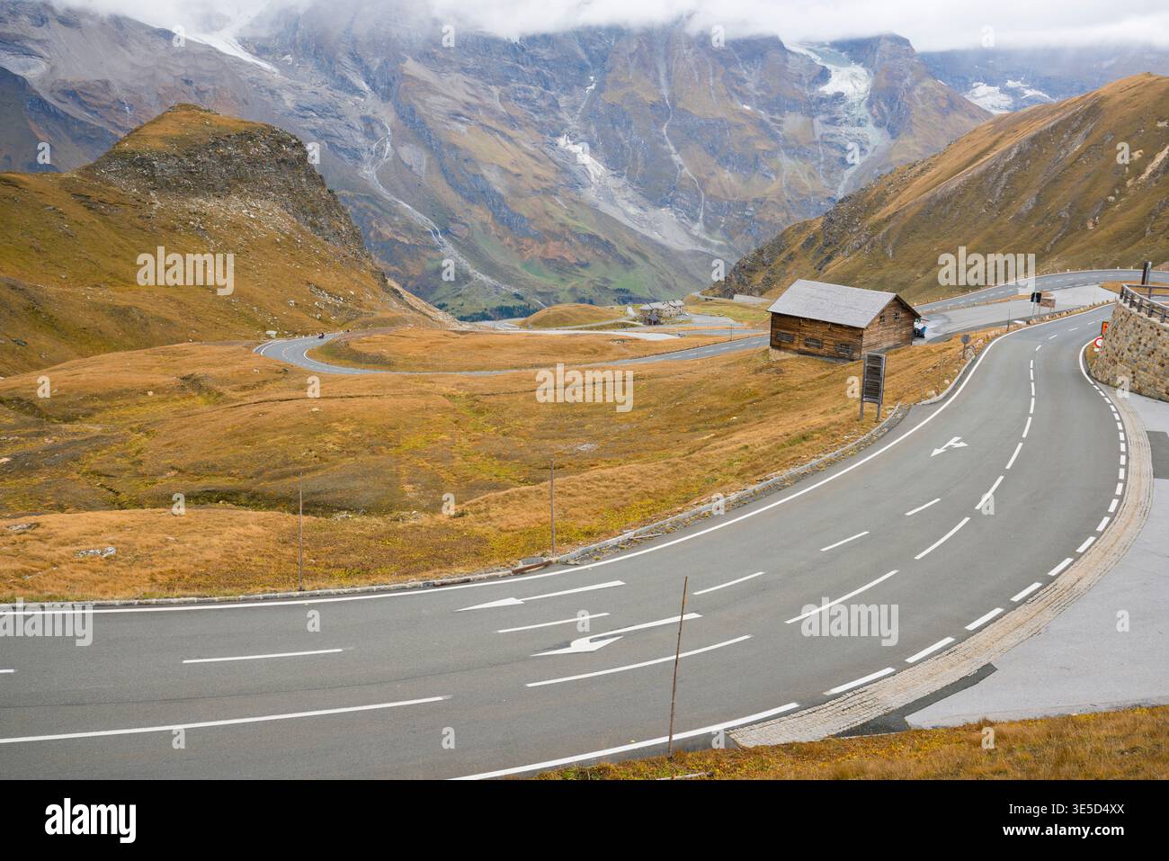 Kurviger Teil der Großglockner Hochalpenstraße, Nationalpark hohe Tauern, Kärnten, Österreich Stockfoto