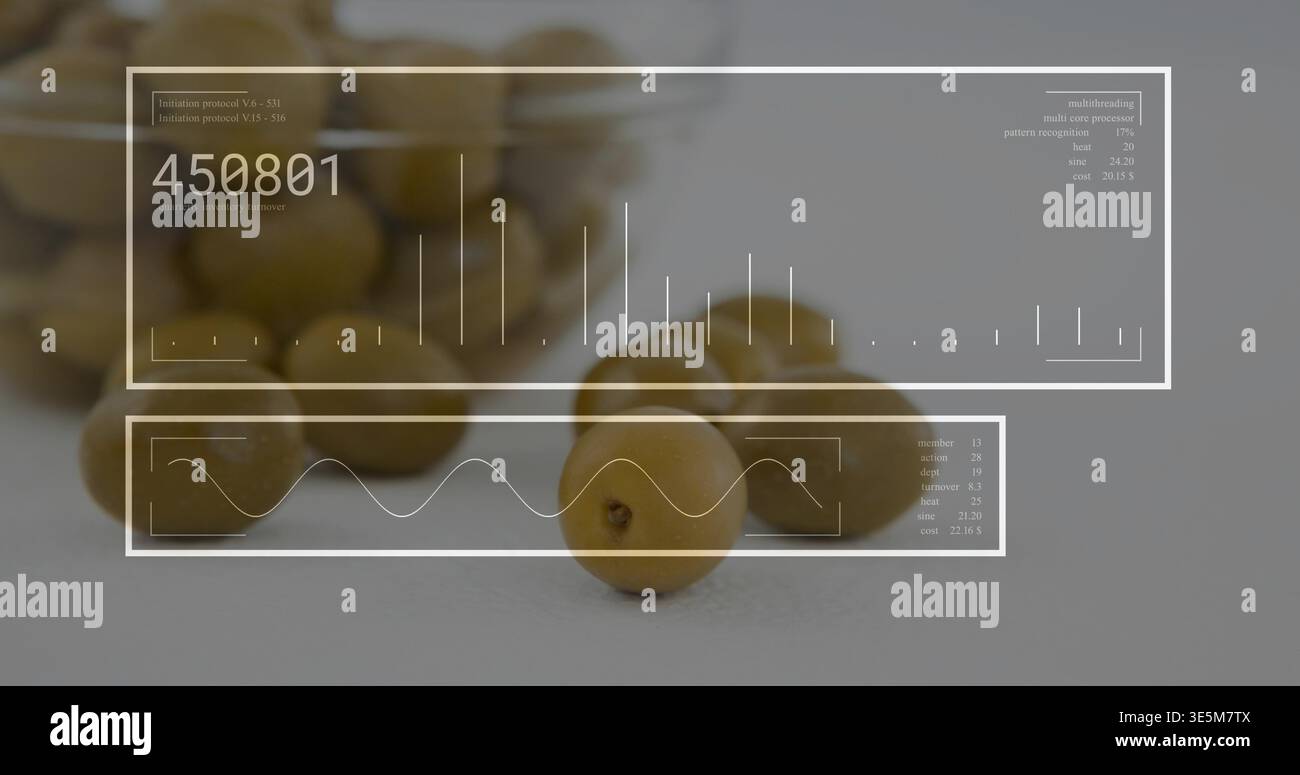 Mit runder hellbrauner Frucht auf hellem Tisch, HUD 450801 und unscharfem Korb Stockfoto