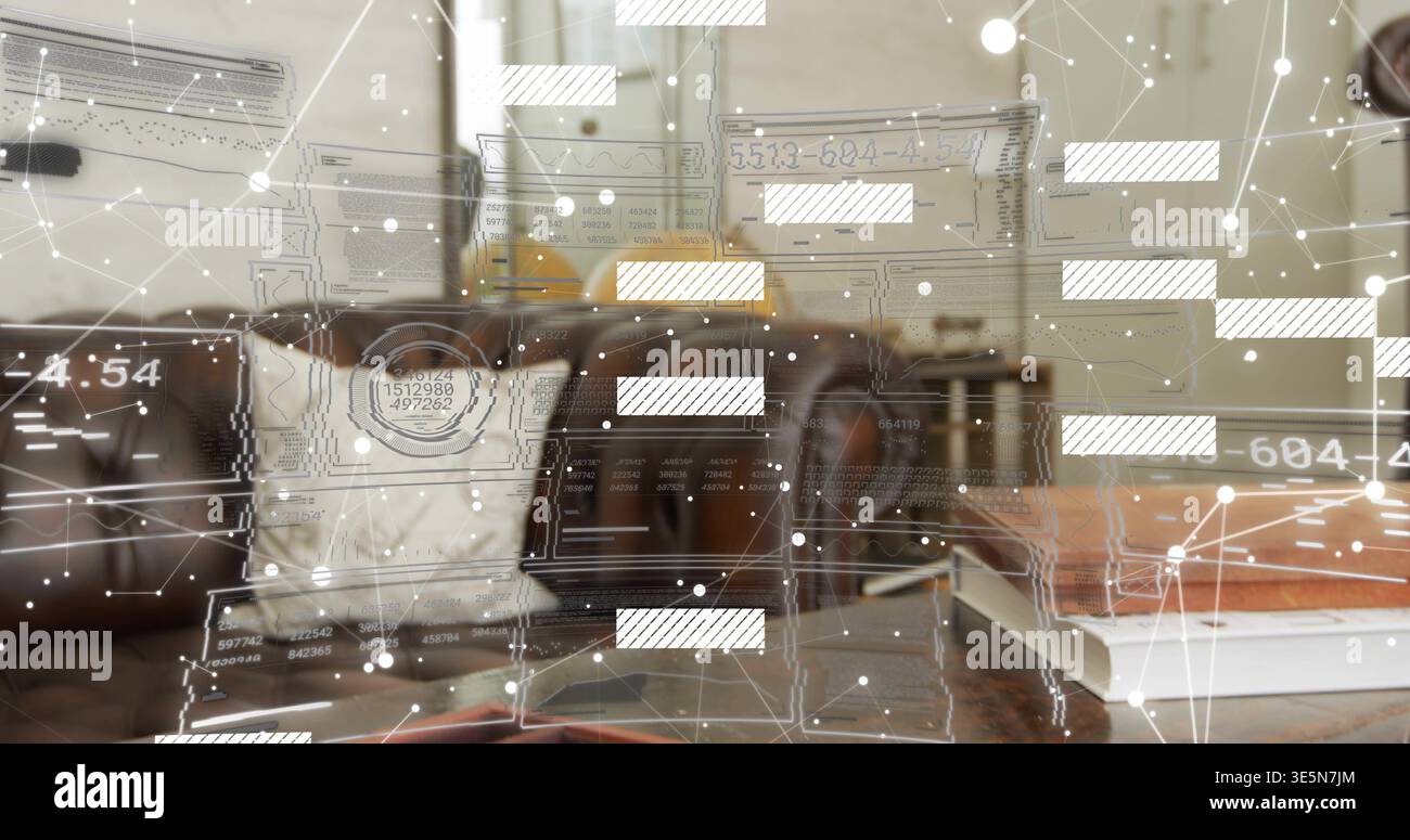 Mit braunem getuftetem Sofa, weißem Kissen, Couchtisch mit HUD-Grafiken und Büchern zu Hause Stockfoto