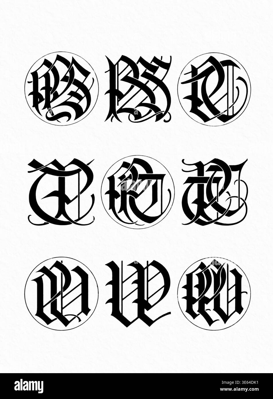 Kombinationen von Monogramm-Initialen, dekorative, ineinander greifende Buchstaben in schwarz-weißer Strichkunst, isoliert auf einem weichen strukturierten weißen Hintergrund. Stockfoto