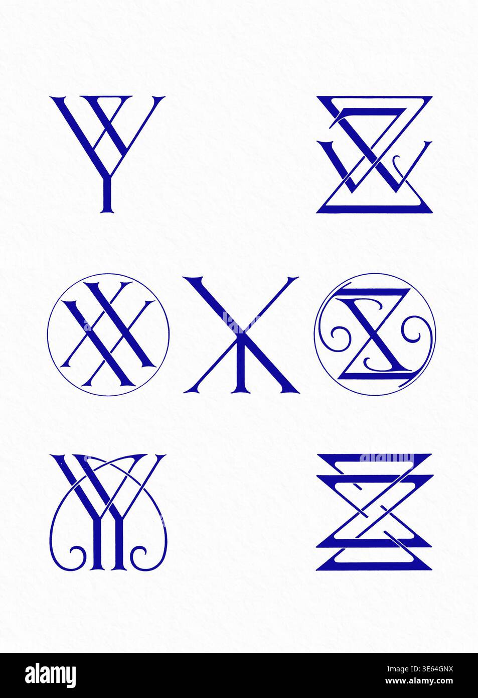 Kombinationen mit Monogramm-Initialen, dekorative, ineinander greifende Buchstaben in blauer und weißer Linienart, isoliert auf einem weichen strukturierten weißen Hintergrund. Stockfoto