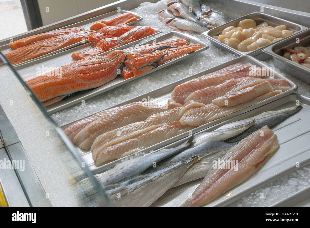 Frische Meeresfrüchte, Rozzo's Fish Market, 159 9th Avenue, Manhattan, New York City, New York, USA Stockfoto