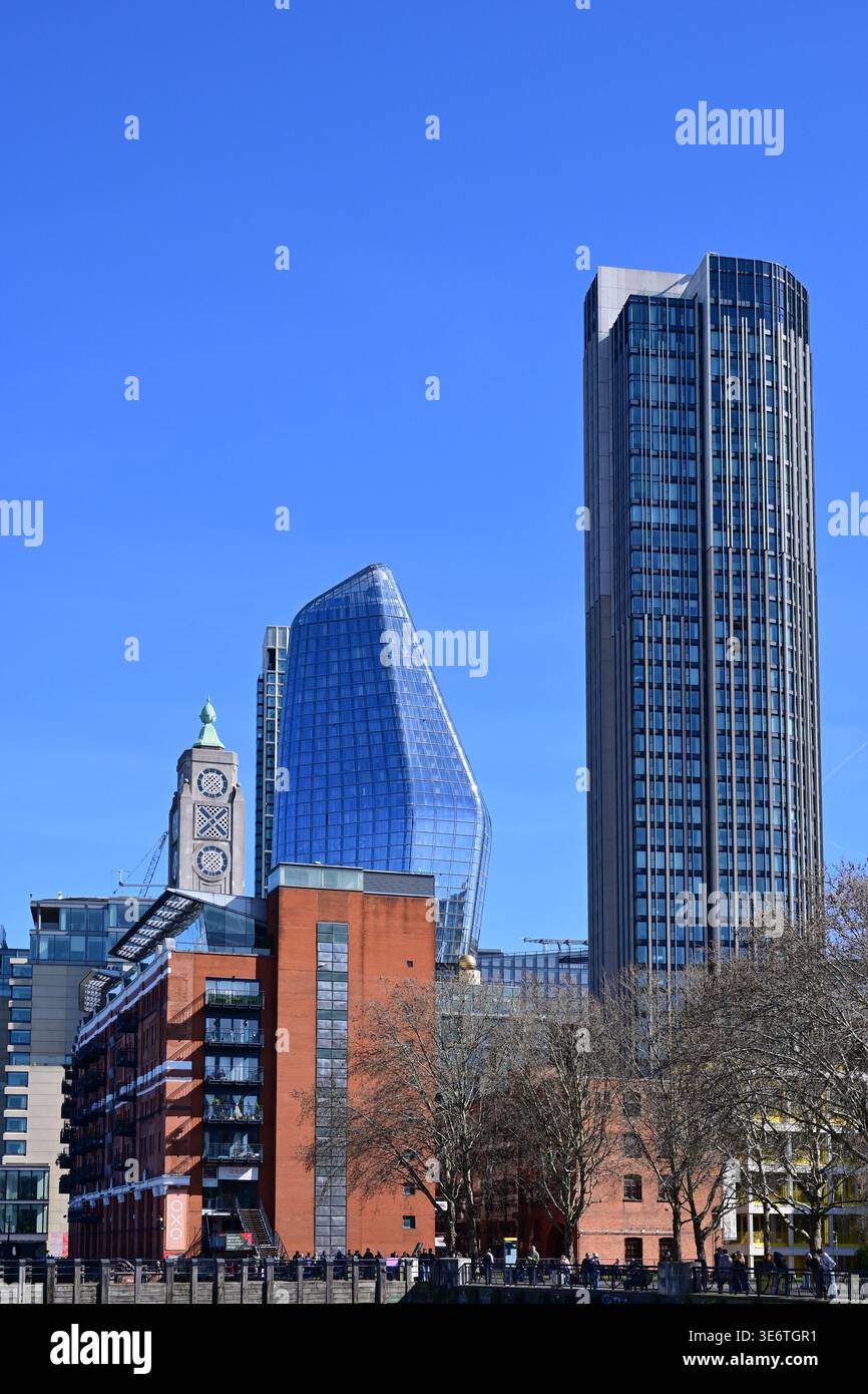 Wolkenkratzer und Oxo-Gebäude in der Nähe von Blackfriars (South Bank), London, England, Großbritannien Stockfoto