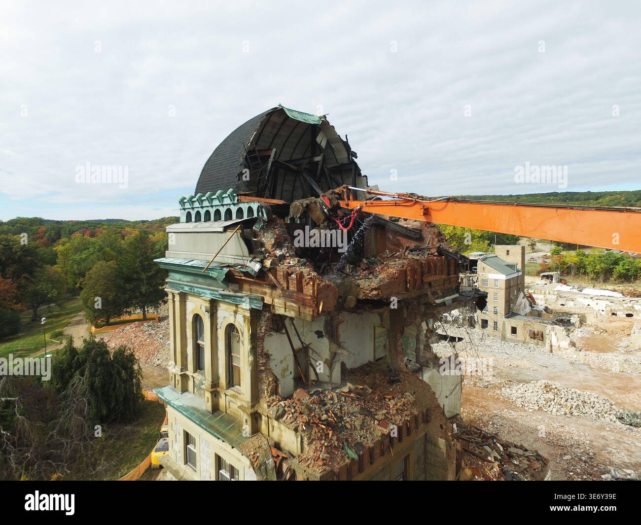 Hochwinkelansicht des Abbruchs des Greystone Psychiatric Hospital in Morris Plains, New Jersey Stockfoto