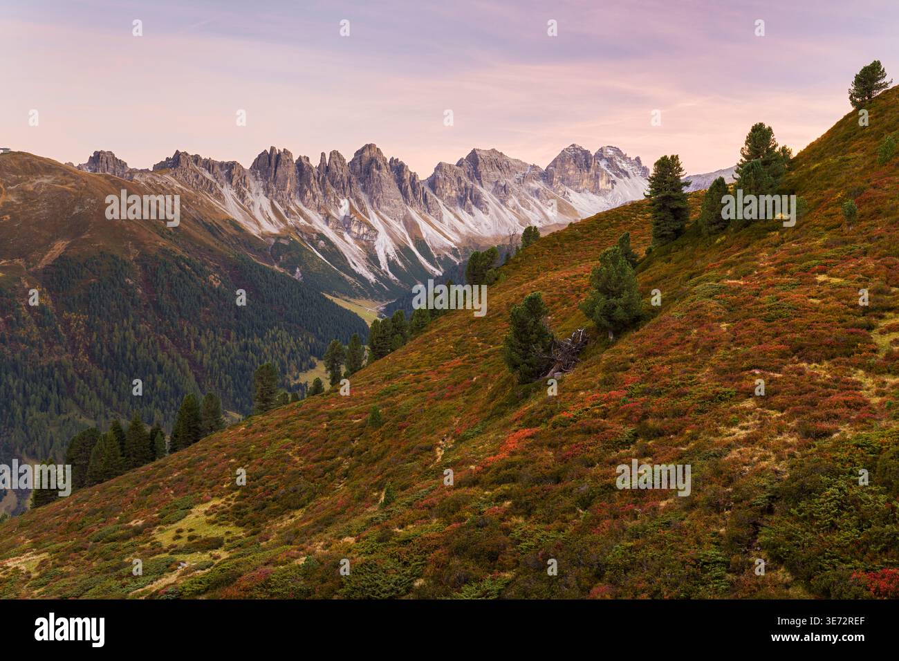 Kalkkögel von Salfains, Stubaier Alpen, Tirol, Österreich Stockfoto