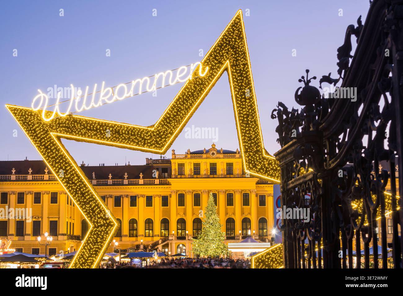 Weihnachtsmarkt, Schloss Schönbrunn, 13. Bezirk Hietzing, Wien, Österreich Stockfoto