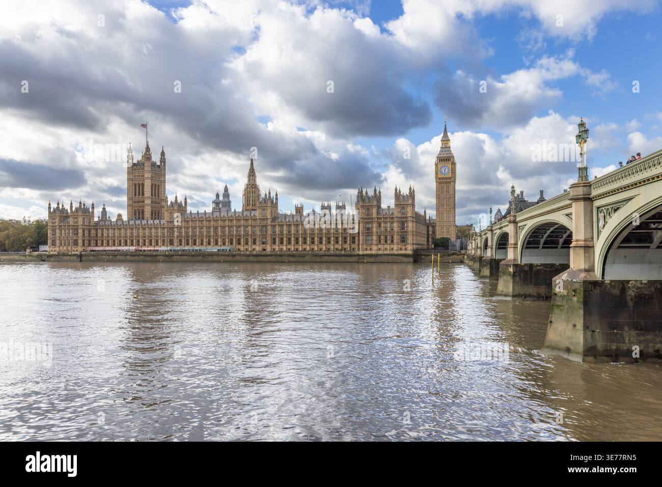 Westminster Bridge und den Houses of Parliament Stockfoto