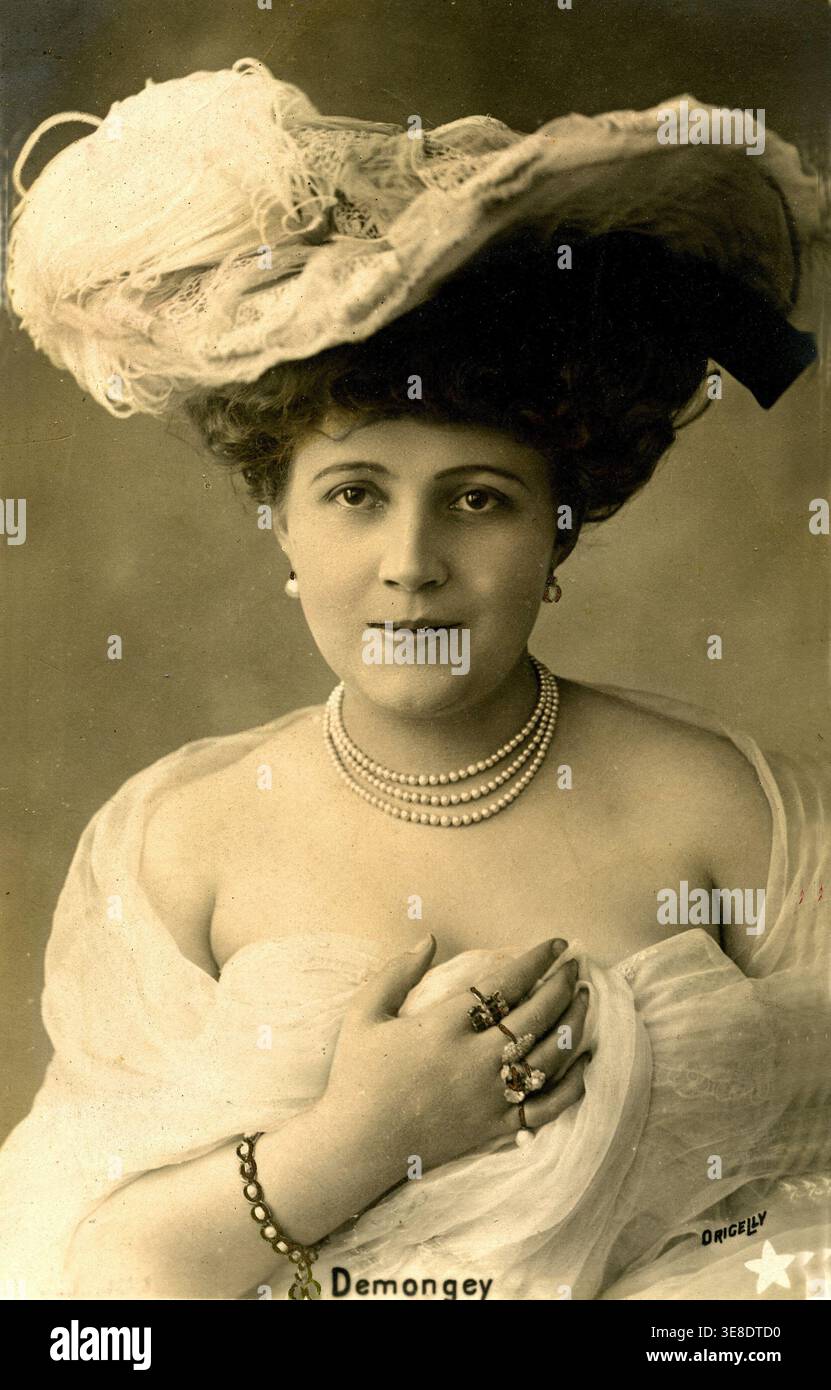 Porträt von Mademoiselle Demongey, Schauspielerin und Künstlerin. Foto von Oricelly, 1905 Stockfoto