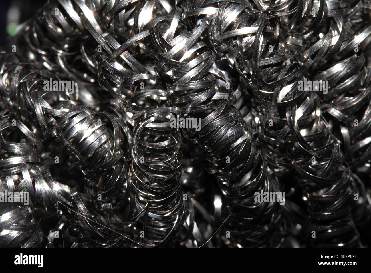 Nahaufnahme des Drahtes aus Stahlwolle, Metallschwammfedern Stockfoto