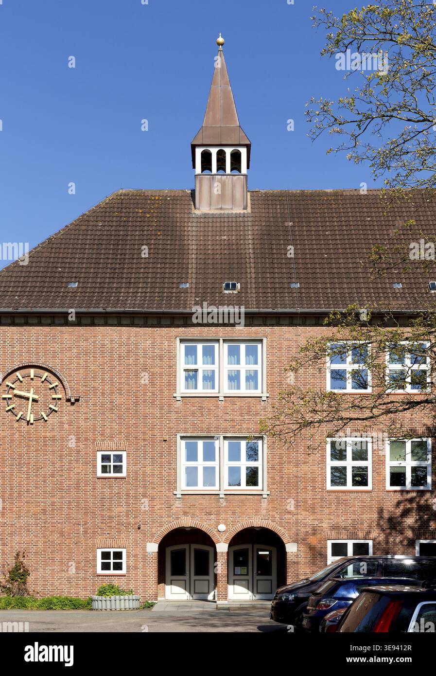 Alwin-Lensch-Schule, 1950 als Grundschule in Niebuell, Nordfriesland, Schleswig-Holstein, Deutschland Stockfoto