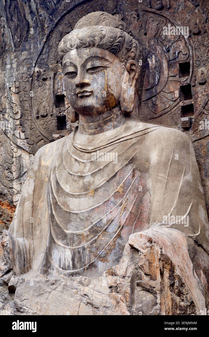 Die berühmten buddhistischen Longmen-Höhlen/Longmen-Grotten in Luoyang China Stockfoto