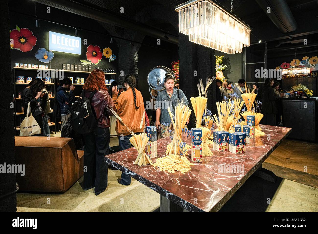 Mailand, Italien. April 2026. Milano Design Week, de Cecco Via Postaccio, Dienstag, Mailand, 21. April 2026. (Gian Mattia D'Alberto/LaPresse) Credit: LaPresse/Alamy Live News Stockfoto