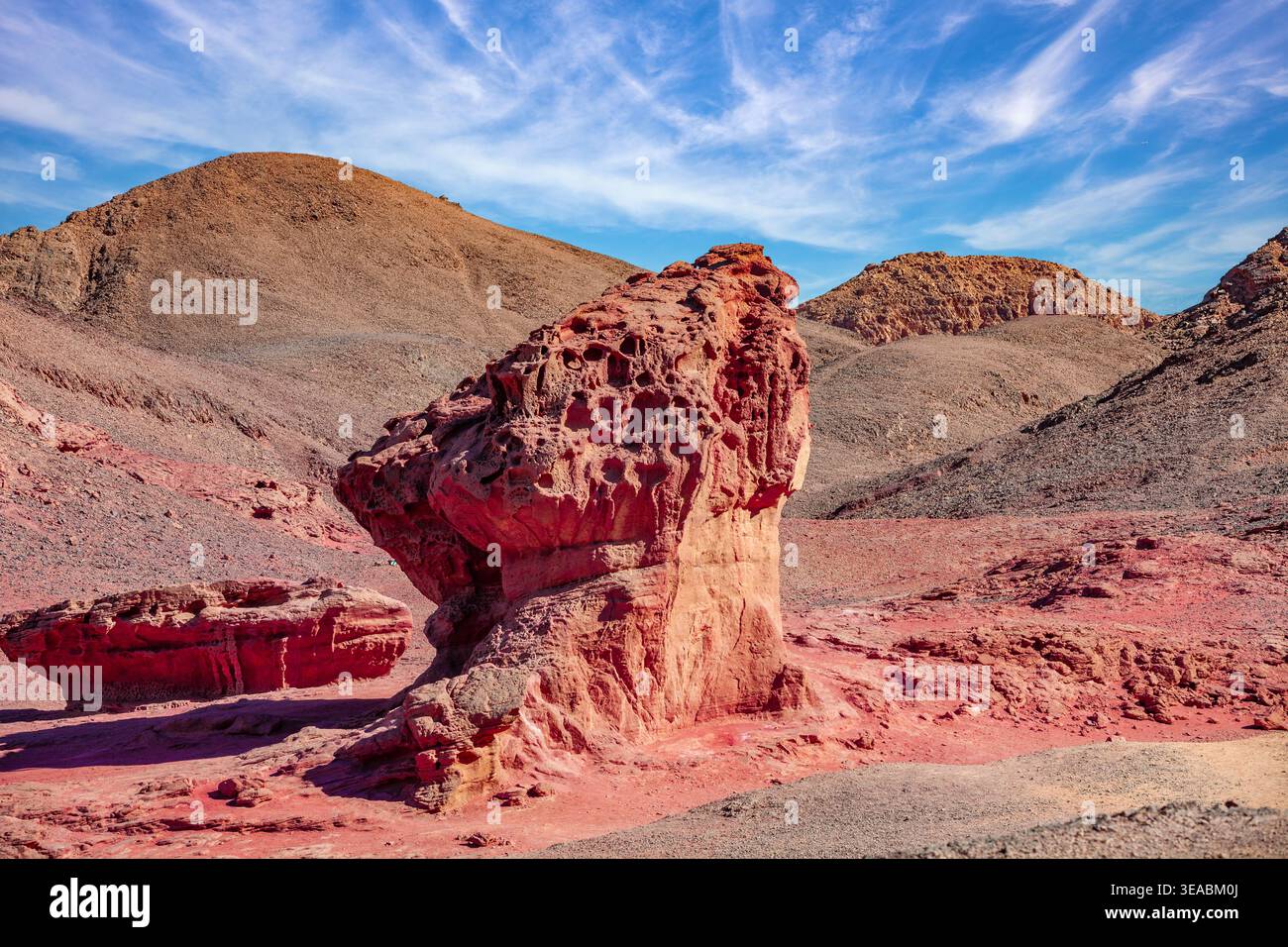 Landschaft der Wüste. Sandsteinfelsen in Timna Park, Israel Stockfoto