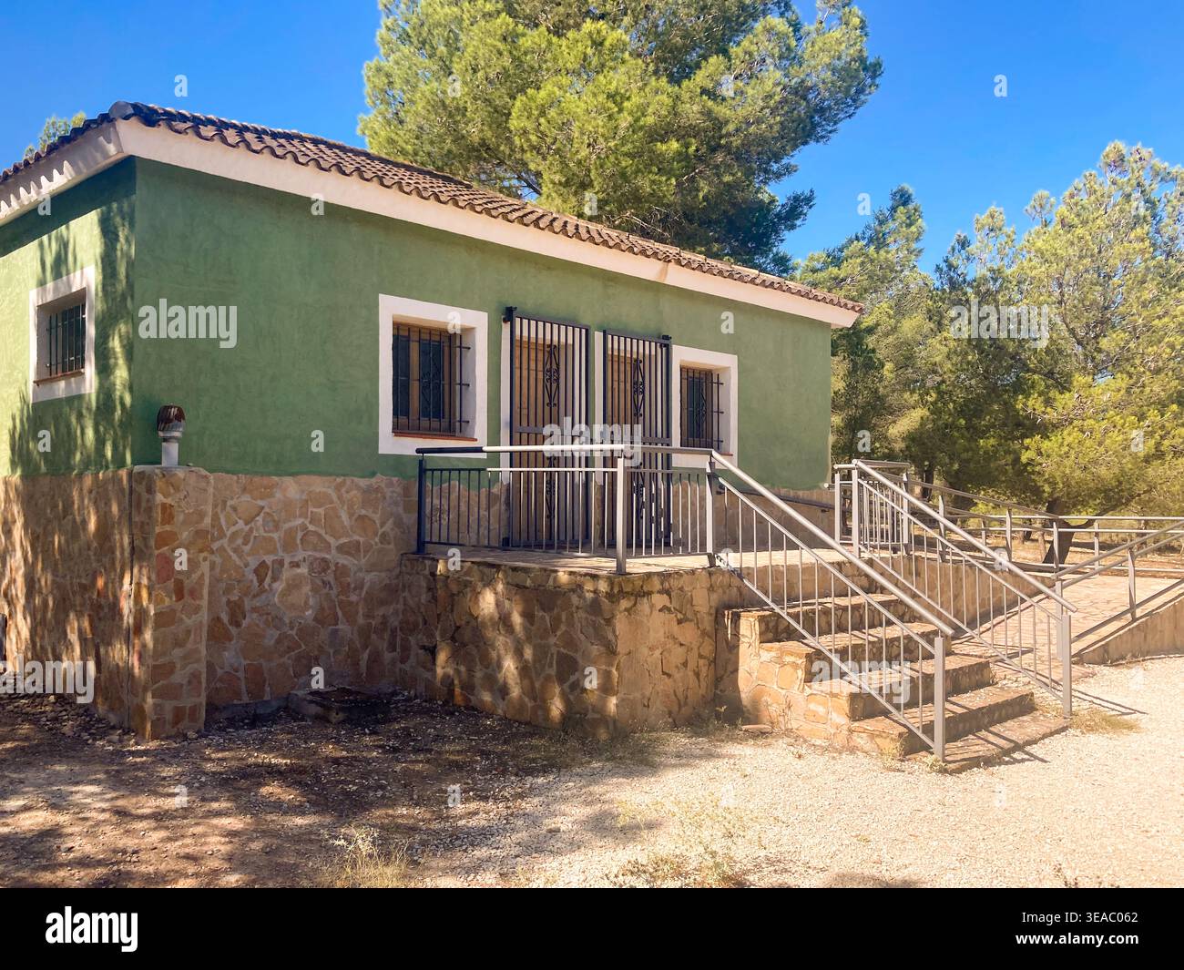 Picknickbereich - Hondón de las Nieves, Alicante, Spanien Stockfoto