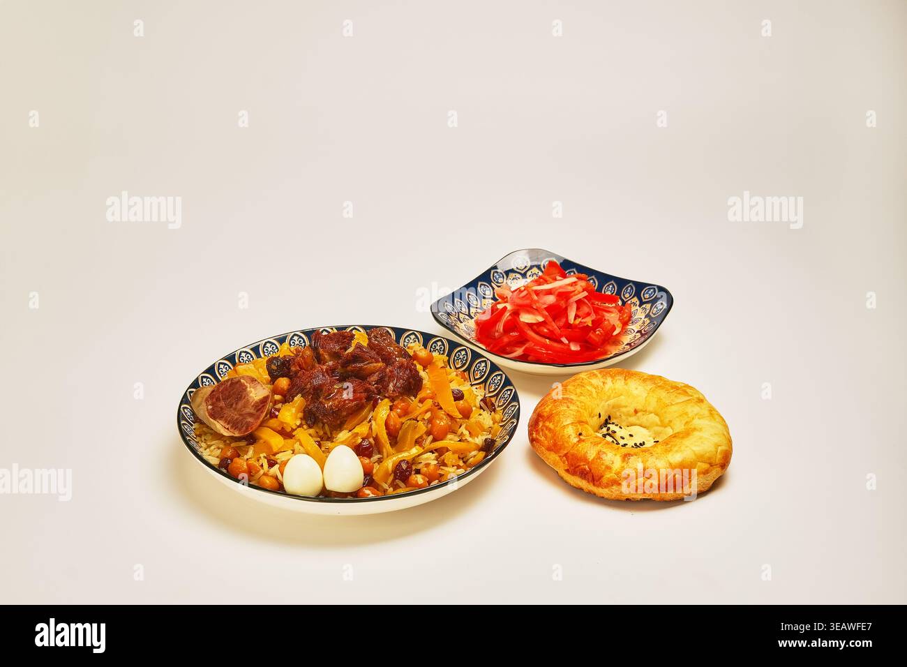 Optisch ansprechende Präsentation einer köstlichen und geschmackvollen Mahlzeit Stockfoto