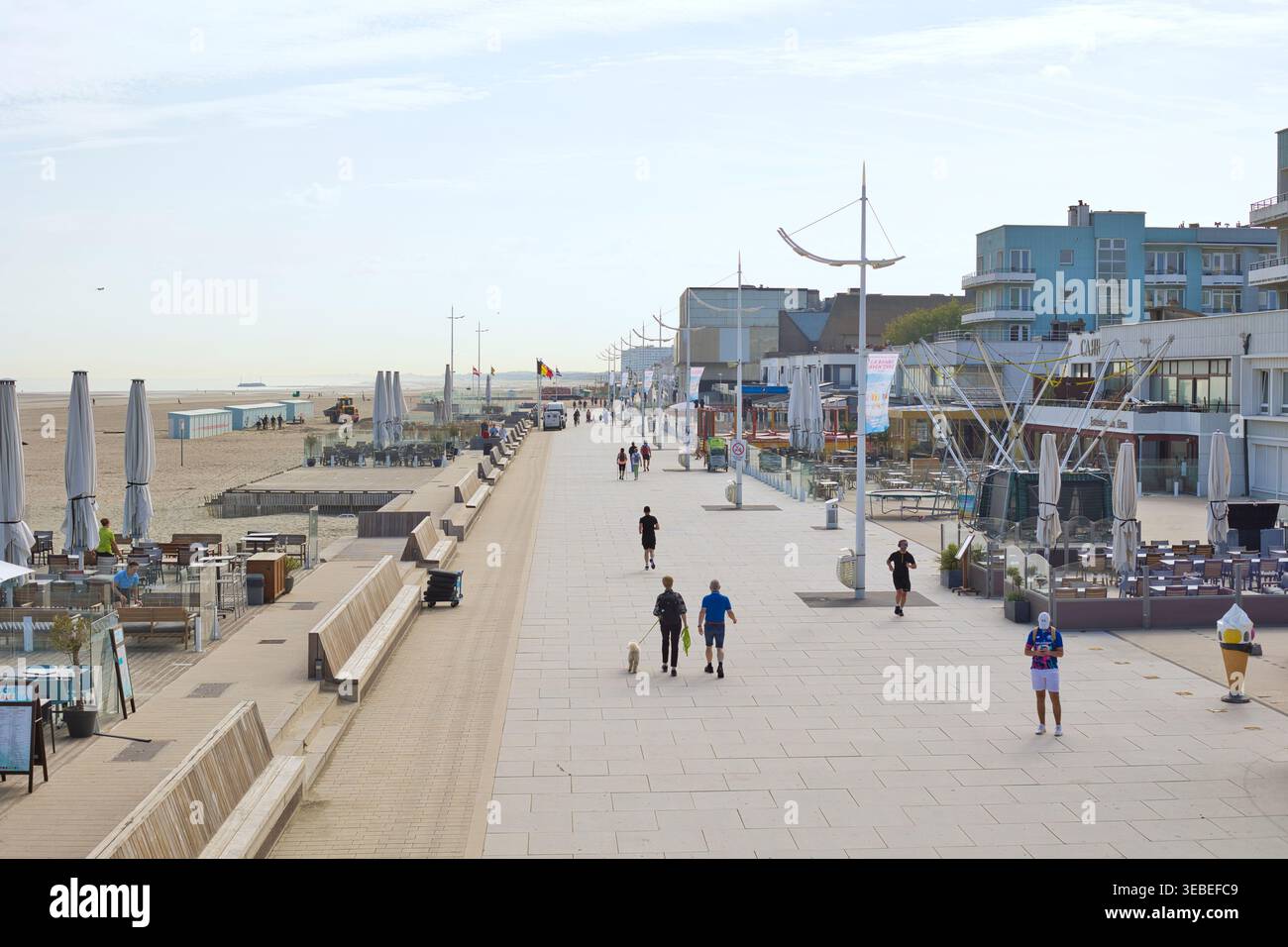Der Boulevard und der Strand von Dunkirk, Frankreich Stockfoto